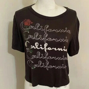 California‎ Crop Top